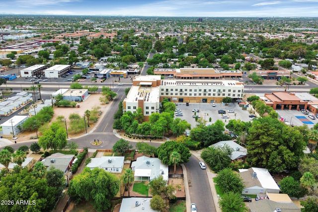 1127 S UNA Avenue, Tempe, AZ 85281