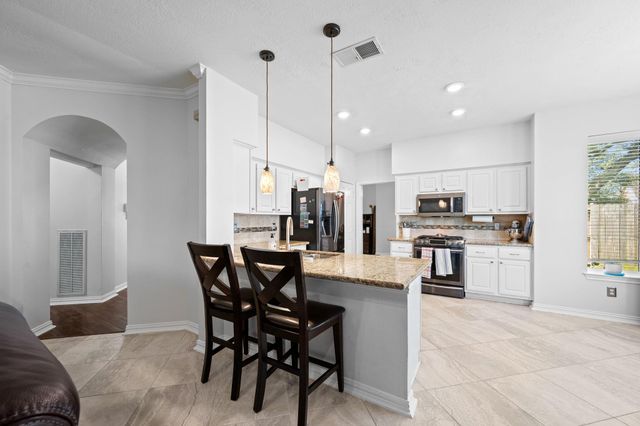 1807 Emerald Lake Court, Houston, TX 77062