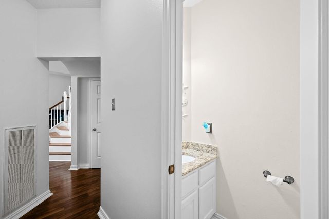 1807 Emerald Lake Court, Houston, TX 77062