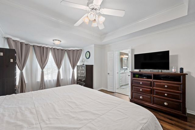 1807 Emerald Lake Court, Houston, TX 77062
