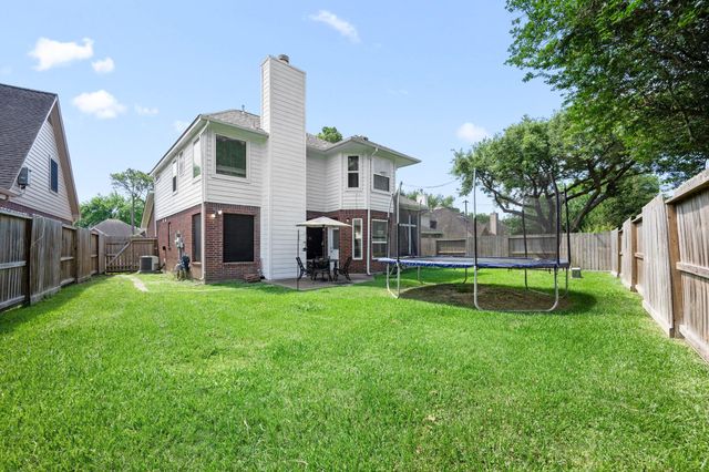 1807 Emerald Lake Court, Houston, TX 77062