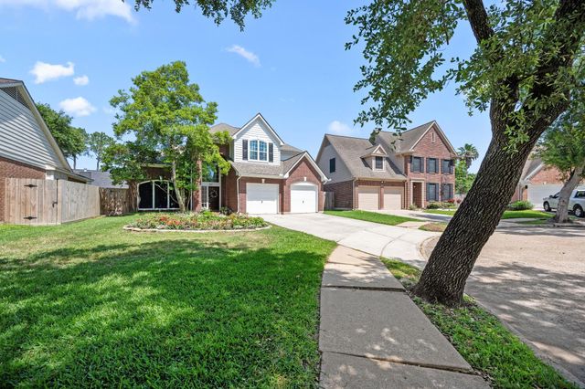 1807 Emerald Lake Court, Houston, TX 77062