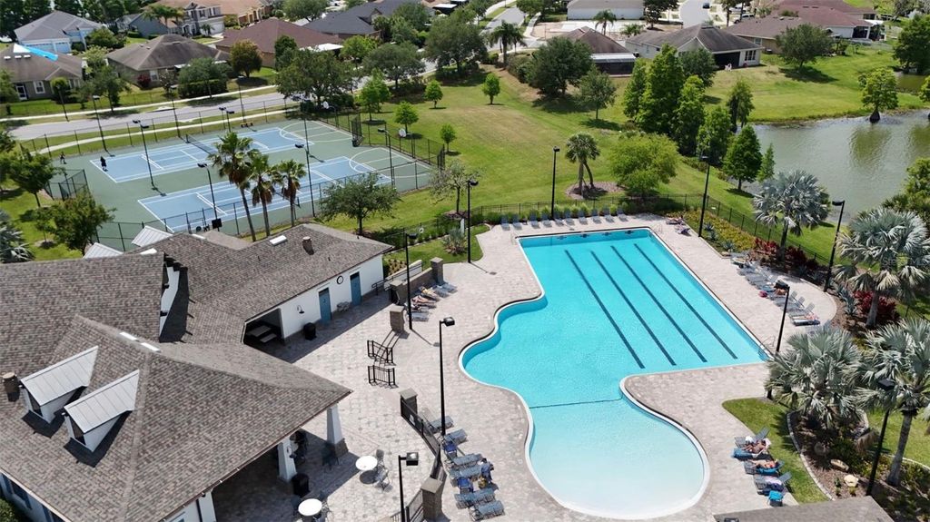 Image 52 of property listing at 5582 MAGGIORE BOULEVARD, Lakeland, FL 33805