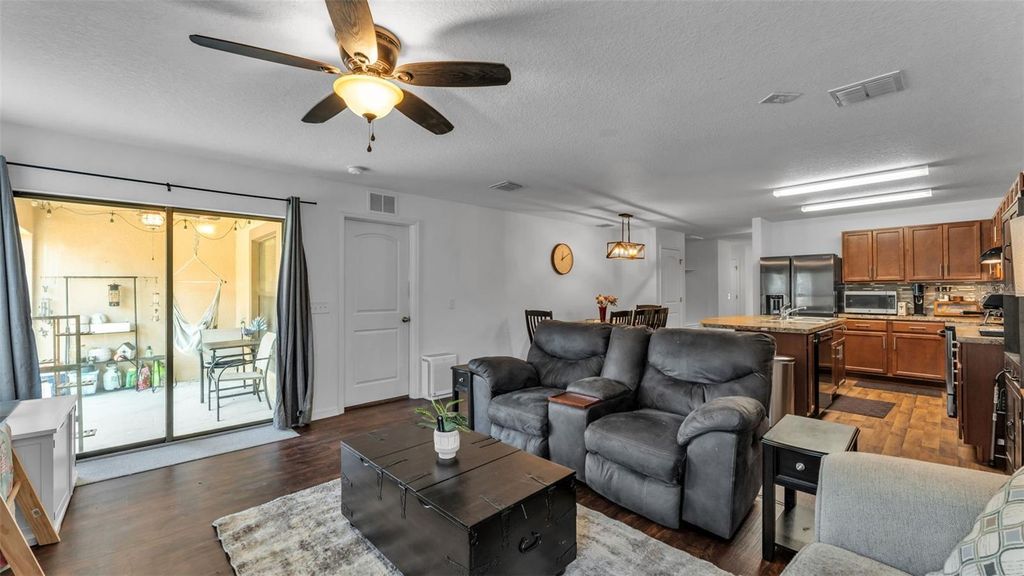 Image 8 of property listing at 5582 MAGGIORE BOULEVARD, Lakeland, FL 33805