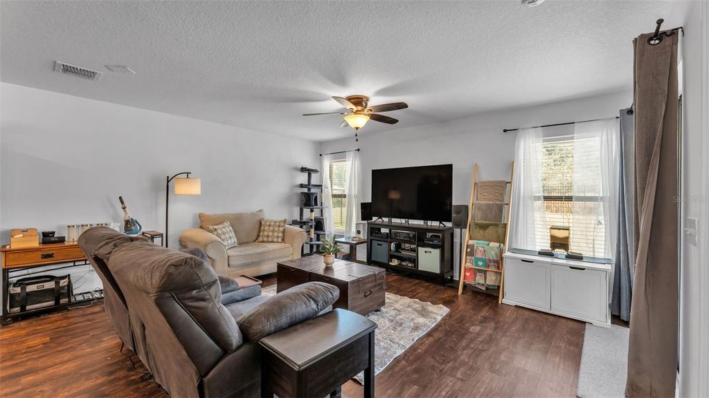 Image 10 of property listing at 5582 MAGGIORE BOULEVARD, Lakeland, FL 33805