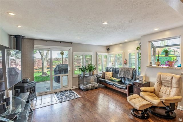 5883 S HOMESTEAD CT, Murray, UT 84107