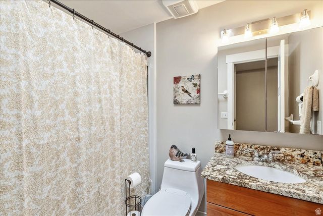 5883 S HOMESTEAD CT, Murray, UT 84107