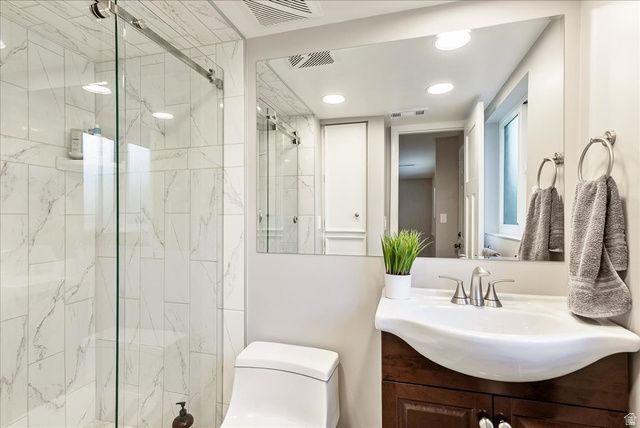 5883 S HOMESTEAD CT, Murray, UT 84107