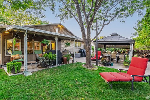 5883 S HOMESTEAD CT, Murray, UT 84107