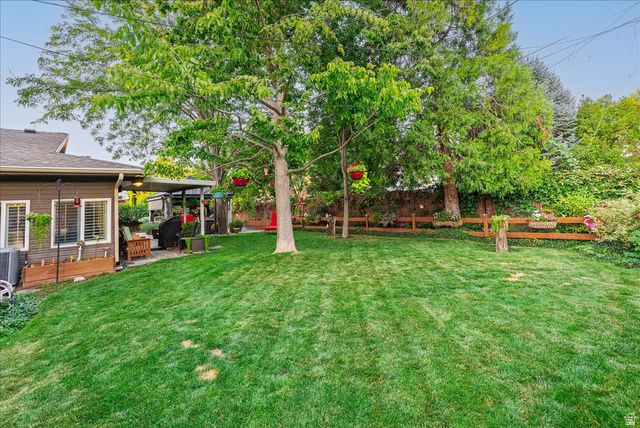 5883 S HOMESTEAD CT, Murray, UT 84107