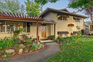 5883 S HOMESTEAD CT, Murray, UT 84107