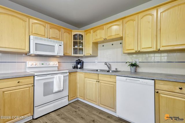 16241 Baugh Circle, Anchorage, AK 99516