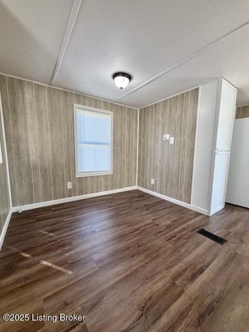 202 Oller St, Leitchfield, KY 42754