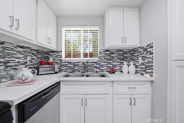 1236 N Columbus 11, Glendale, CA 91202