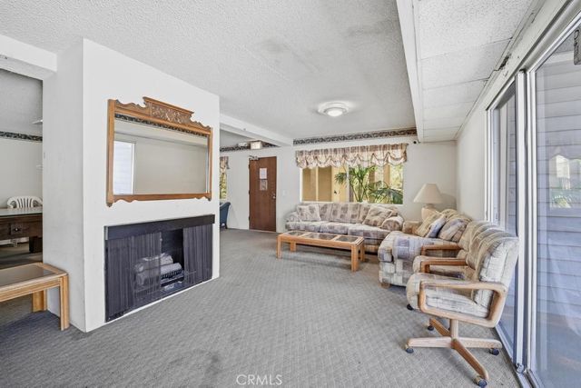1236 N Columbus 11, Glendale, CA 91202