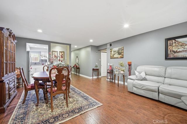 1236 N Columbus 11, Glendale, CA 91202