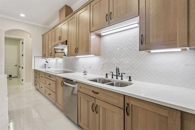 25499 HAWKS RUN LANE, Sorrento, FL 32776