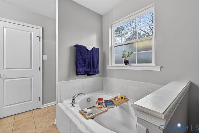 3606 Avocado Dr, Midlothian, VA 23112