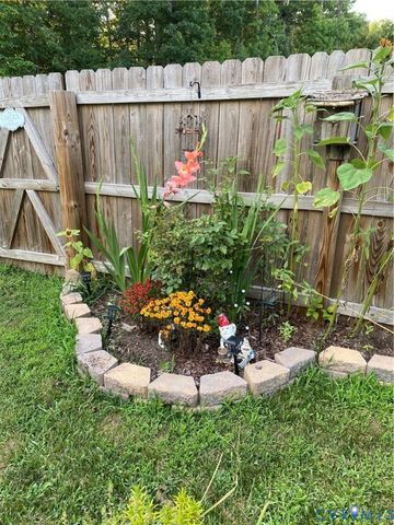 3606 Avocado Dr, Midlothian, VA 23112