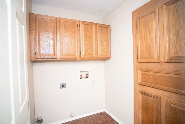 2019 W Nathan Lowe Road, Arlington, TX 76017