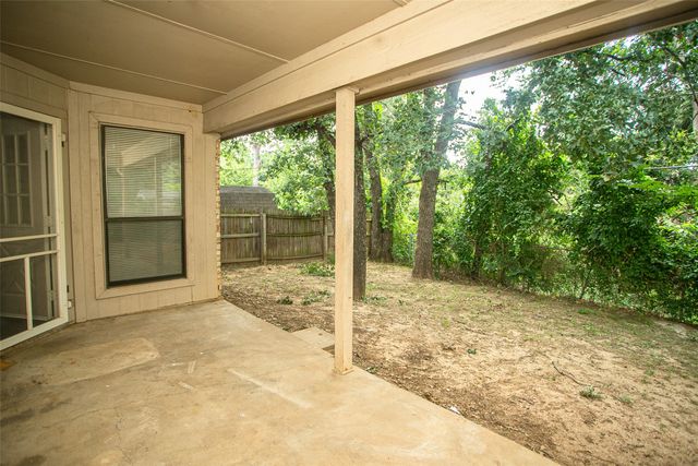 2019 W Nathan Lowe Road, Arlington, TX 76017