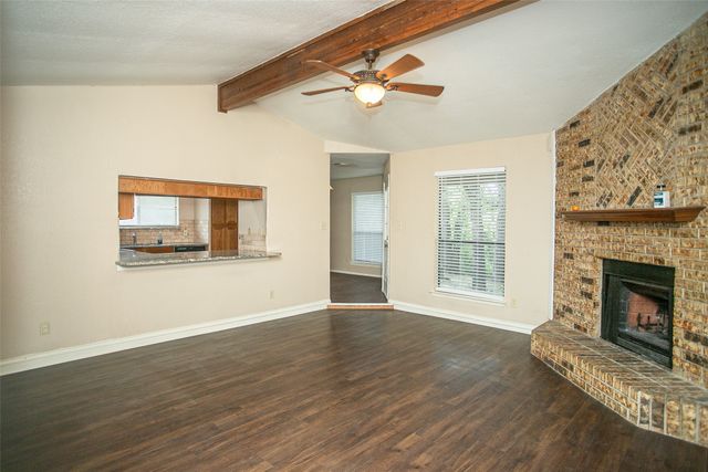 2019 W Nathan Lowe Road, Arlington, TX 76017