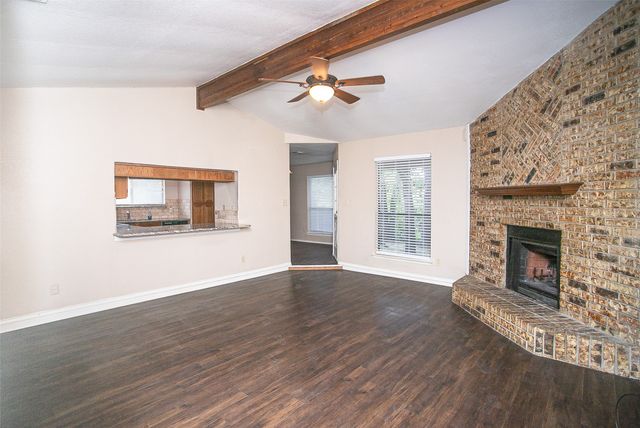 2019 W Nathan Lowe Road, Arlington, TX 76017