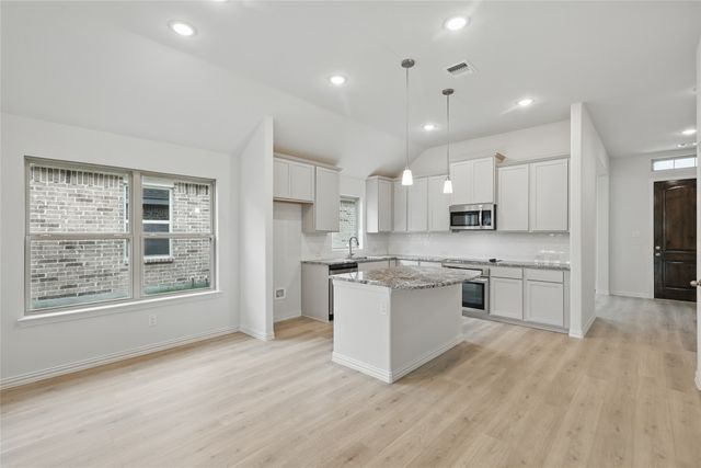 949 Schuberts Road, Fort Worth, TX 76247