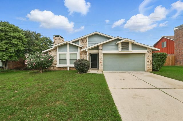 3217 Redwood Street, Bedford, TX 76021