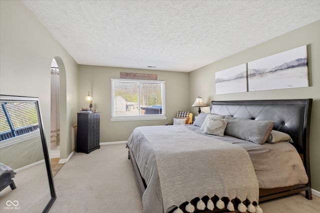 12428 Winding Creek Lane, Indianapolis, IN 46236