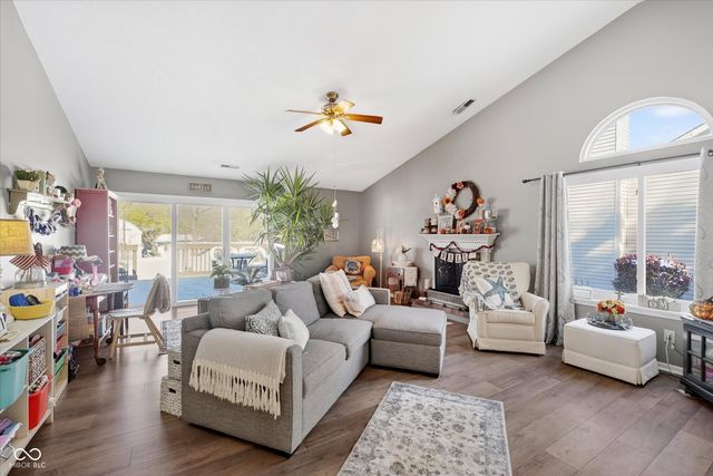 12428 Winding Creek Lane, Indianapolis, IN 46236