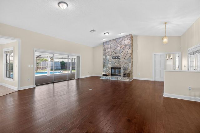 2135 VANCE AVENUE, Palm Harbor, FL 34683