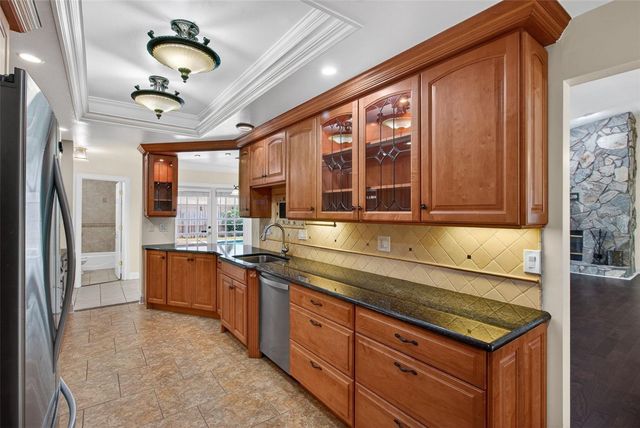 2135 VANCE AVENUE, Palm Harbor, FL 34683