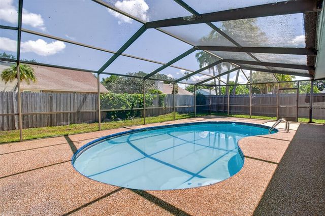 2135 VANCE AVENUE, Palm Harbor, FL 34683