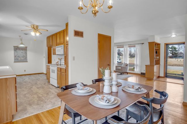 1 Leonard Ct, Newton, KS 67114