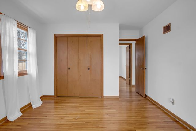 1 Leonard Ct, Newton, KS 67114