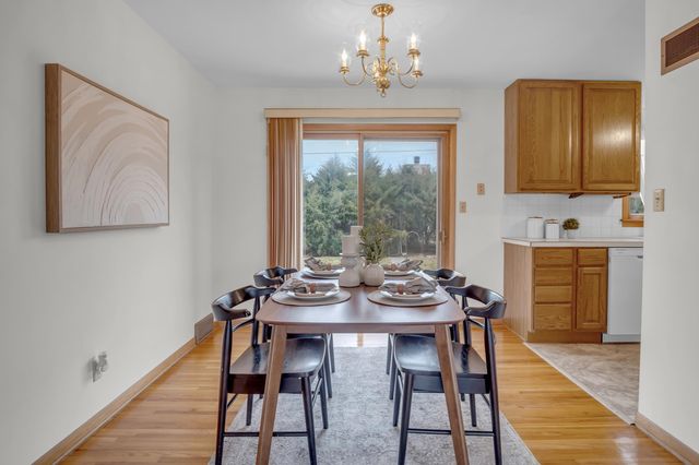 1 Leonard Ct, Newton, KS 67114