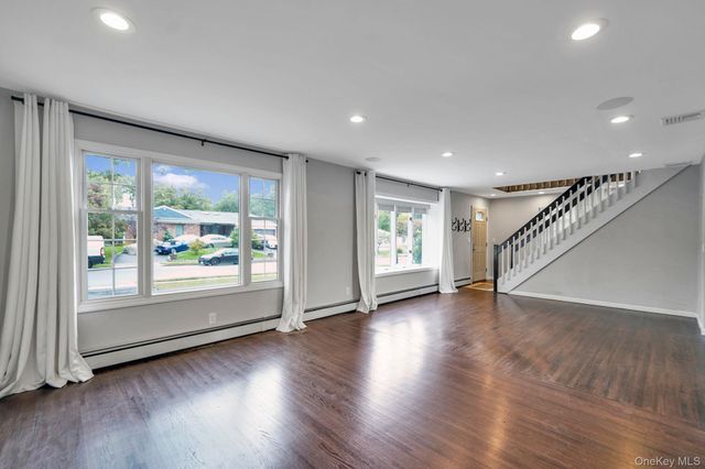38 Hurtin Street, Port Jefferson Station, NY 11776