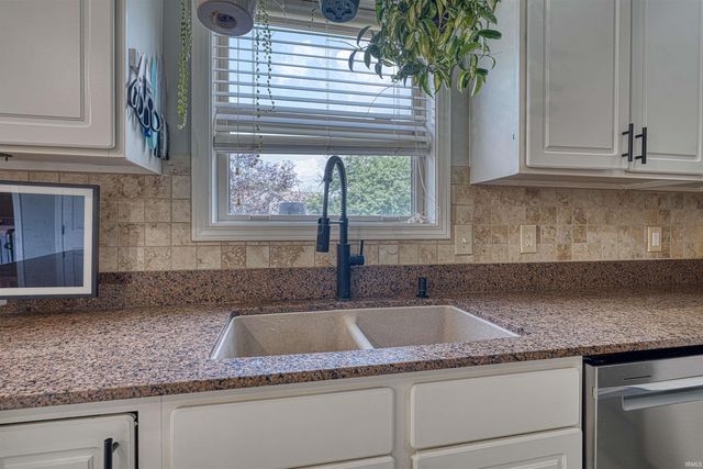 4488 Brandywine Drive, Newburgh, IN 47630
