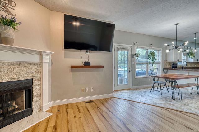 4488 Brandywine Drive, Newburgh, IN 47630