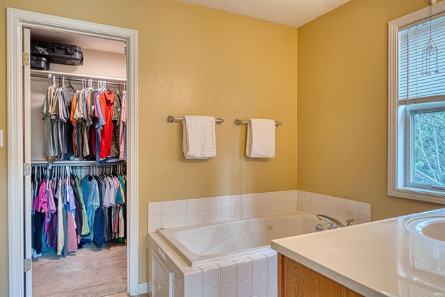 4488 Brandywine Drive, Newburgh, IN 47630