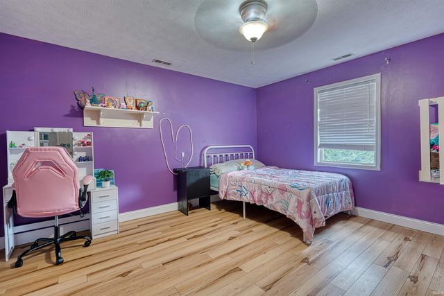 4488 Brandywine Drive, Newburgh, IN 47630