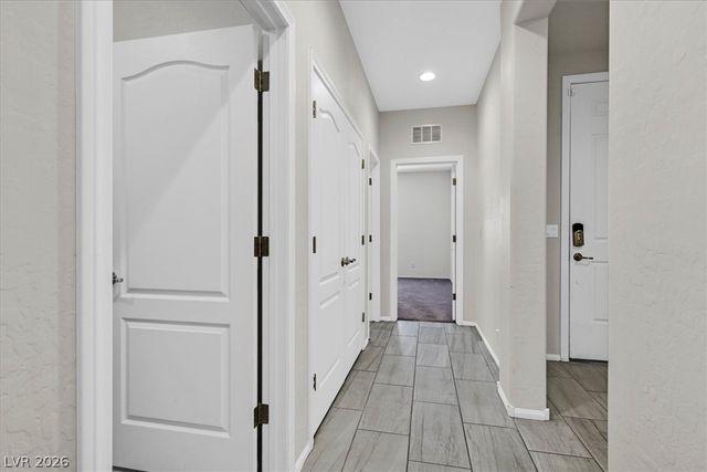 6244 Hambledon Hill Road, Las Vegas, NV 89113
