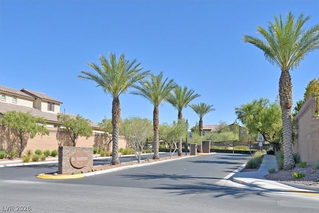 6244 Hambledon Hill Road, Las Vegas, NV 89113