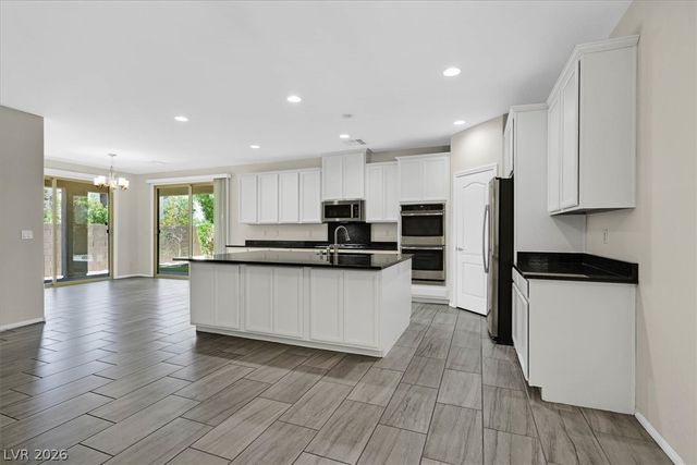 6244 Hambledon Hill Road, Las Vegas, NV 89113