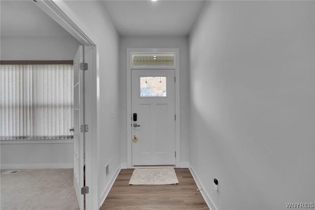 127 Sierra Drive, Amherst, NY 14228