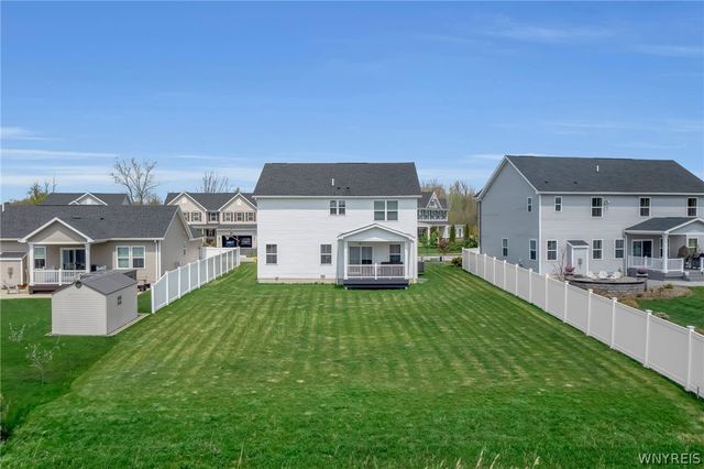 127 Sierra Drive, Amherst, NY 14228