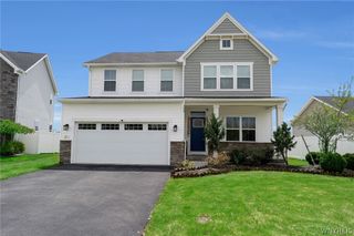 127 Sierra Drive, Amherst, NY 14228