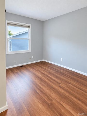 14331 Rainy Lake Drive, Chesterfield, MO 63017