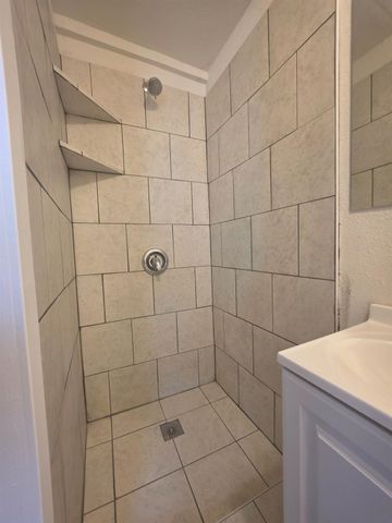 2303 Monte Diablo Ave, Stockton, CA 95203